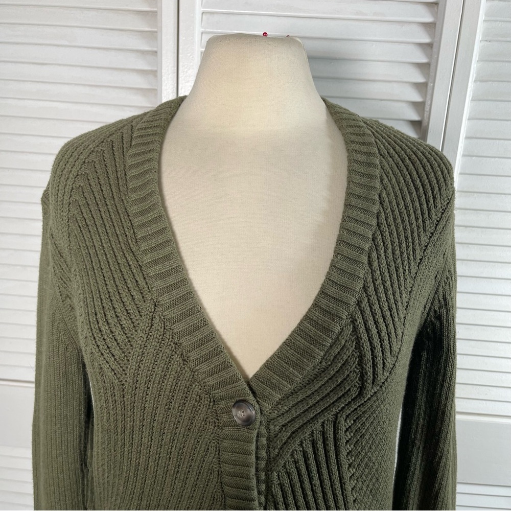 CAbi Aerial Green Knit Cardigan Sweater 
Size:‎ Small - Picture 5 of 12